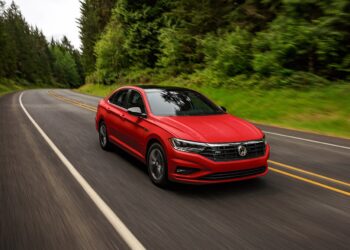 Volkswagen Jetta is one of the best cheap cars on the market. See which other car brands made it to the list.